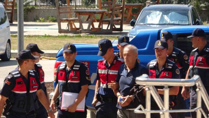 Vahşi Cinayetin Şüphelisi Adliyede