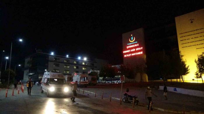 Çanakkale’de Yangın Nedeniyle Devlet Hastanesinden 14 Hasta Nakledildi