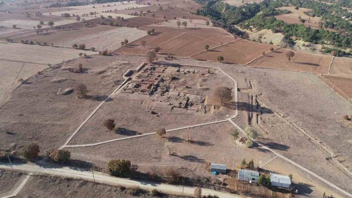 Hititler’in Kutsal Suyunun Kaynağı Şapinuva Kazılarıyla Gün Yüzüne Çıkartılıyor