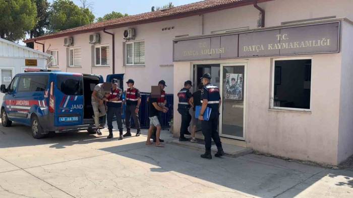 Datça’da Göçmen Kaçakçılığı Operasyonu: 3 Tutuklama