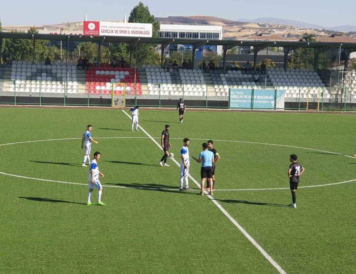 Hazırlık Maçında Gülen Taraf Arguvanspor Oldu