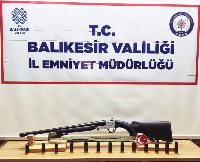 Balıkesir’de Aranan 26 Şahıstan, 13’ü Tutuklandı