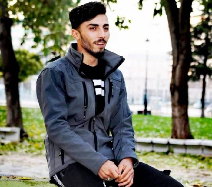 Gaziantep’te Tiktok Fenomeni 22 Yaşındaki Emirhan Nur Cinayetinin Davası Görülmeye Başlandı