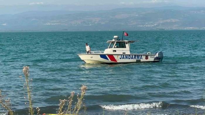 Serinlemek İçin Göle Giren Çocuk Boğuldu