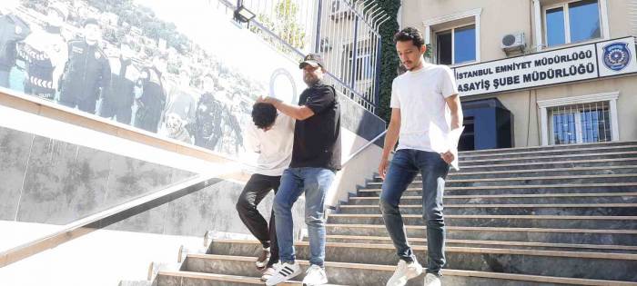 Kamu Görevlisiyim Dedi İranlı Genci Dolandırdı