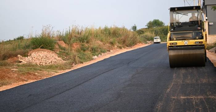 Kartepe’ye 270 Ton Asfalt Serildi
