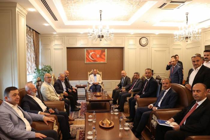Bakan Özhaseki Ve Başkan Büyükkılıç’tan Adıyaman Valisi’ne Ziyaret