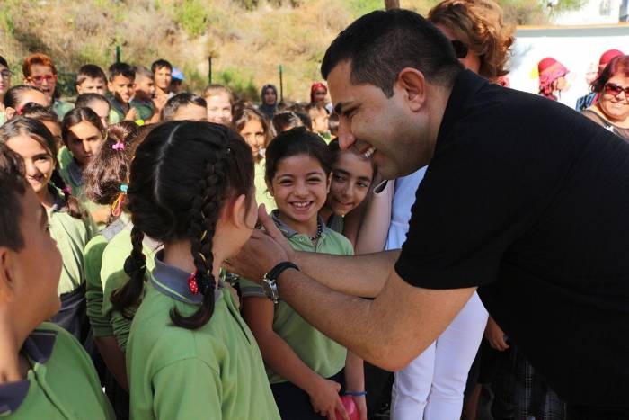 Beslenme Çantalarını Yine Kuşadası Belediyesi Dolduracak