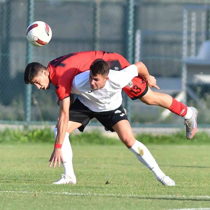Turgutluspor, Hazırlık Maçında Bornova 1877 İle 1-1 Berabere Kaldı