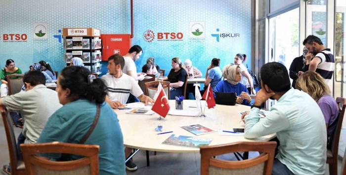 Osmangazi Belediyesi’nden İstihdama Büyük Katkı