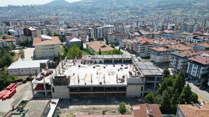 ’ilkadım Spor Kompleksi’ 2024’te Hizmete Açılacak