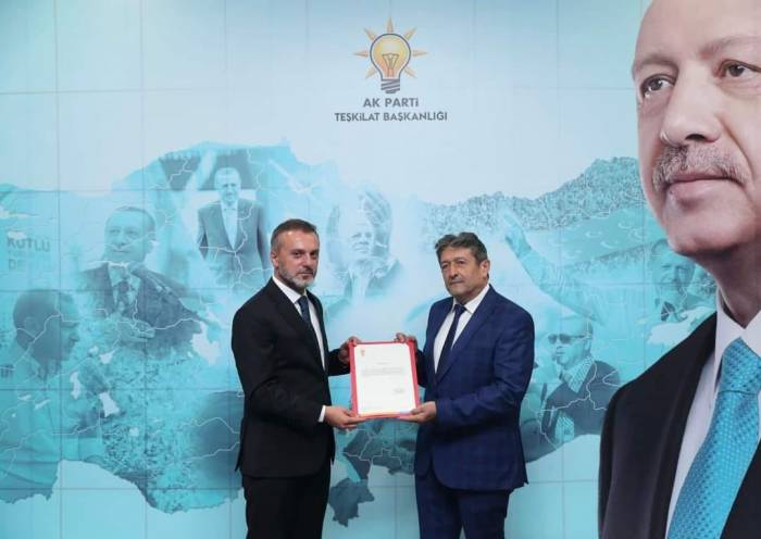 Ak Parti’nin Ulubey Ve Sivaslı İlçe Başkanları Belli Oldu