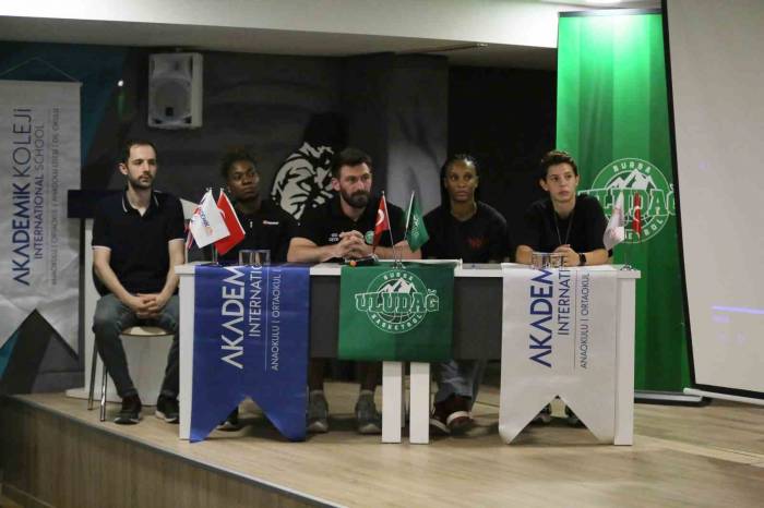 Uludağ Kadın Basketbol’dan Dev Adım