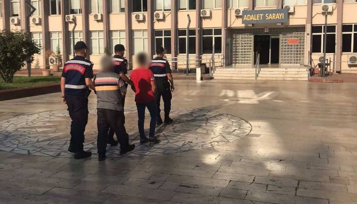 Zehir Taciri Baba Ve Oğlu Bir Ton Uyuşturucu İle Yakalandı