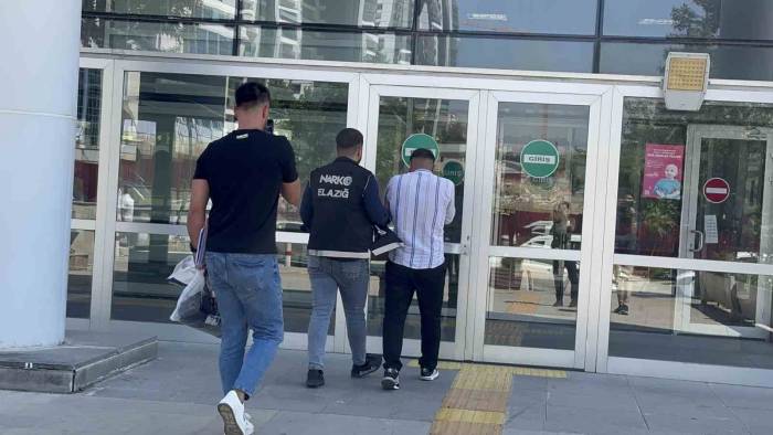 Elazığ Polisi Uyuşturucu Tacirlerine Göz Açtırmıyor: 1 Gözaltı
