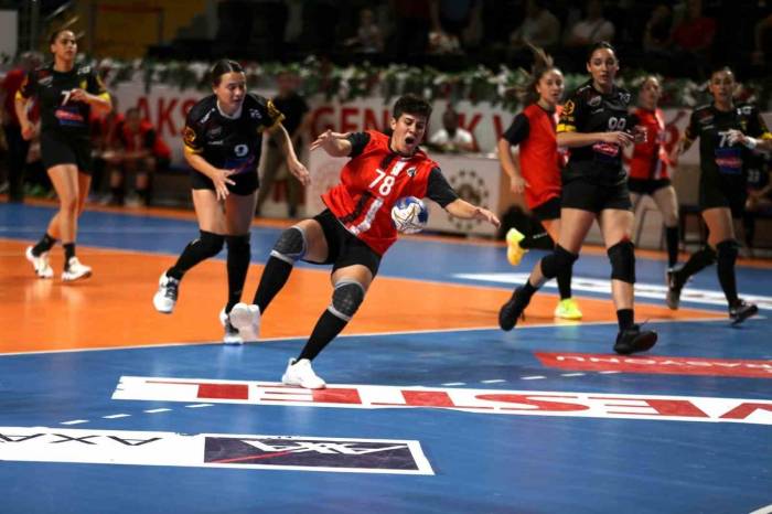 Hentbol Süper Lig Heyecanı Başladı