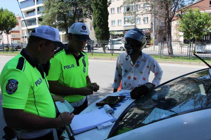 Dron Destekli Trafik Denetiminde Ceza Kesilen Kurye: “Dronu Görmek İstiyorum”