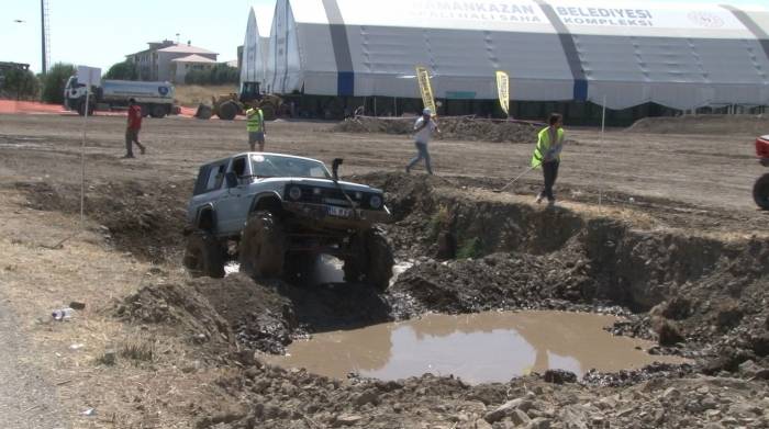 Başkentte Düzenlenen Off-road Yarışması Nefes Kesti