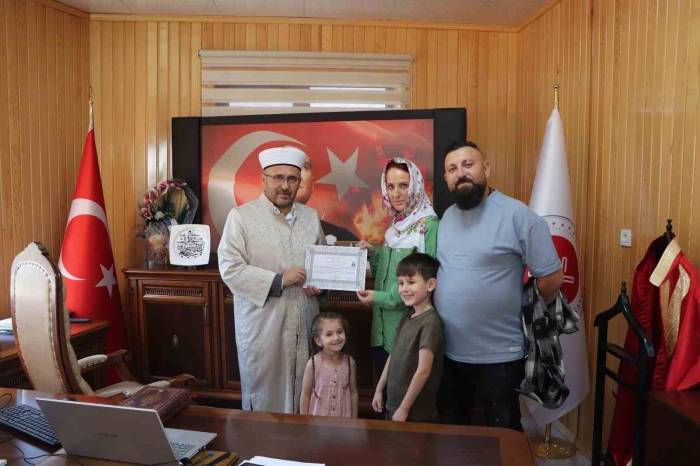 Ezandan Etkilenen İngiliz Mccathie, Elazığ’da Müslüman Oldu