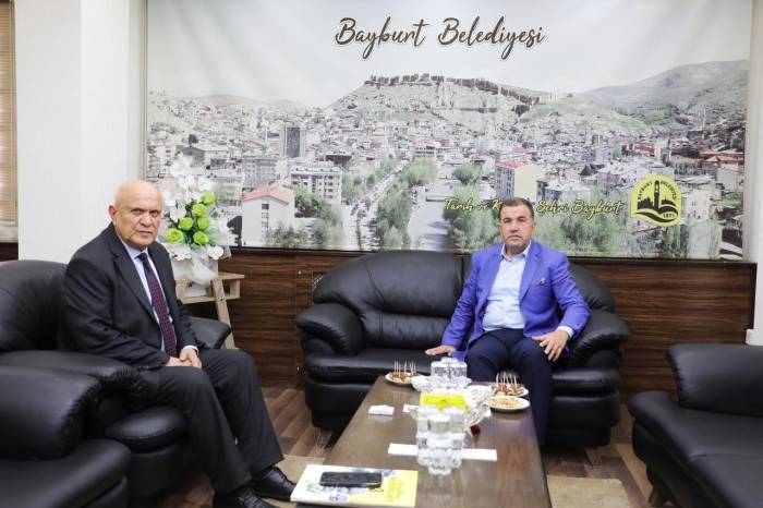 Vali Eldivan Başkan Pekmezci İle Görüştü