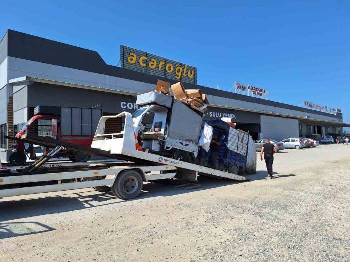 Lisanssız Olarak Atık Toplayan 29 Araca El Konuldu, 50 Bin Tl Ceza Kesildi