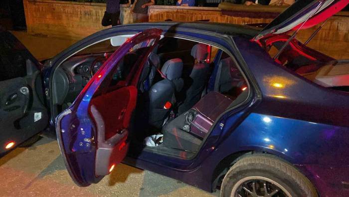 Konya’da Şüphe Üzerine Durdurulan Otomobilden Cephanelik Çıktı
