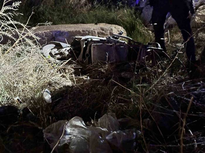 Akhisar’da Kontrolden Çıkan Araç Dehşet Saçtı: 3 Ölü