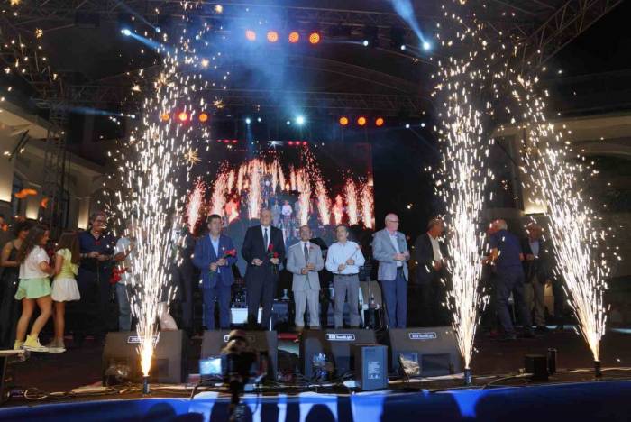 Bozüyük’te Boztram Ve Katlı Yeraltı Otoparkı Hizmete Girdi