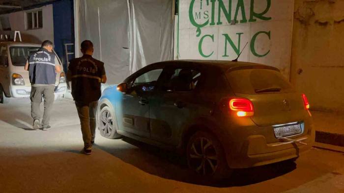Polisin Dur İhtarına Uymayan Sürücü Kovalamaca Sonucu Yakalandı