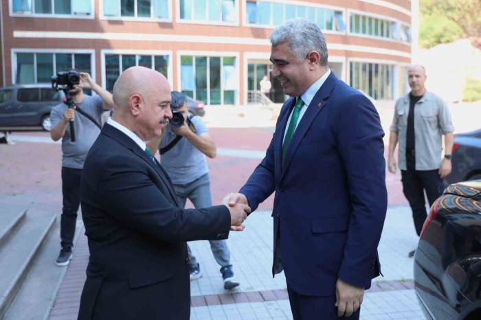 Vali Selçuk Arslan, Düzce Üniversitesi’ni İnceledi