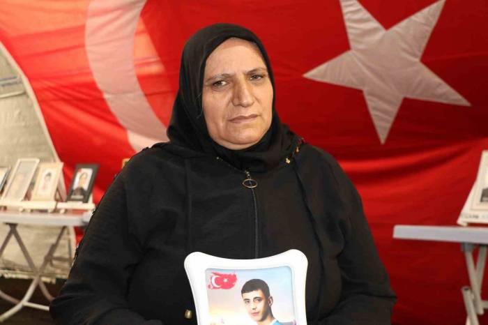 Evlat Nöbetindeki Anne: “Çocuğumun Gençliğini Görmedim”