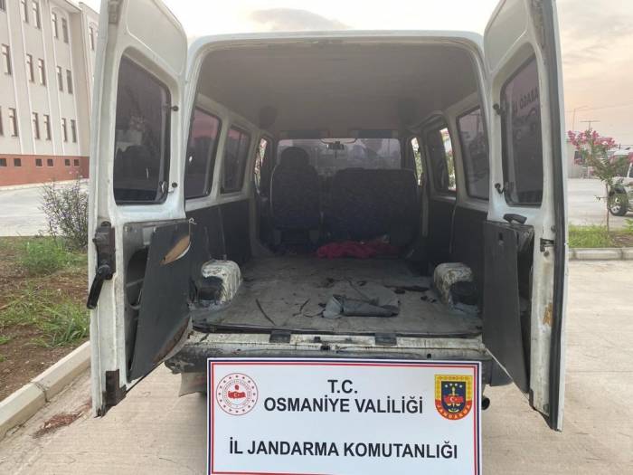 Jandarma Büyükbaş Hayvan Hırsızlarını Yakaladı