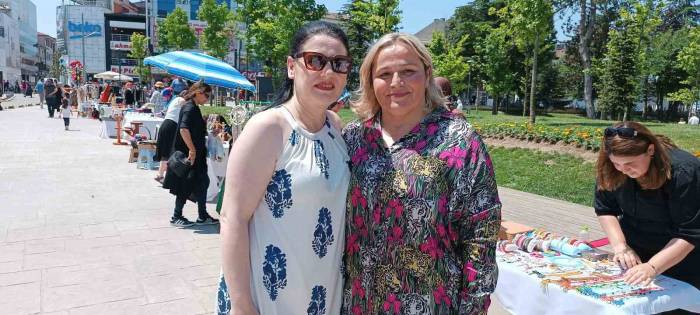 Yetenekli Kadınlar Artık Gelenekselleştirdi