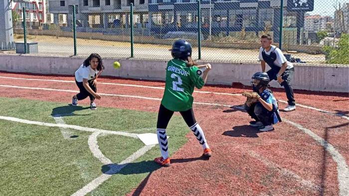 Softbol Türkiye Birinciliği Müsabakaları Sona Erdi