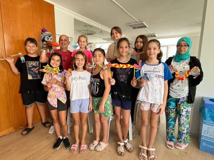 Konyaaltı Belediyesi’nden Çocuklara Kukla Atölyesi