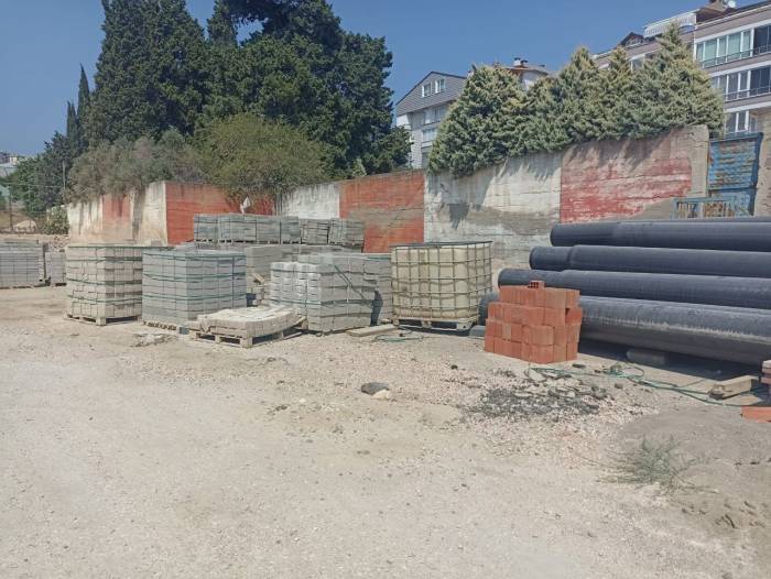 Erdek Belediyesi Stadyumu Şantiyeye Döndü