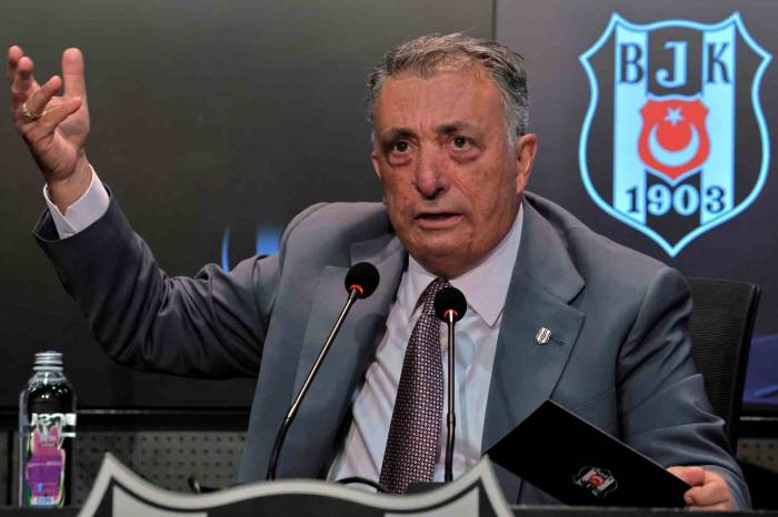 Ahmet Nur Çebi: “Buraya Namusumla Geldim, Namusumla Giderim”