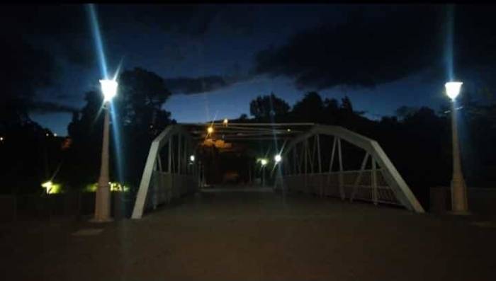 Tarihi Köprü Karanlıktan Kurtuldu