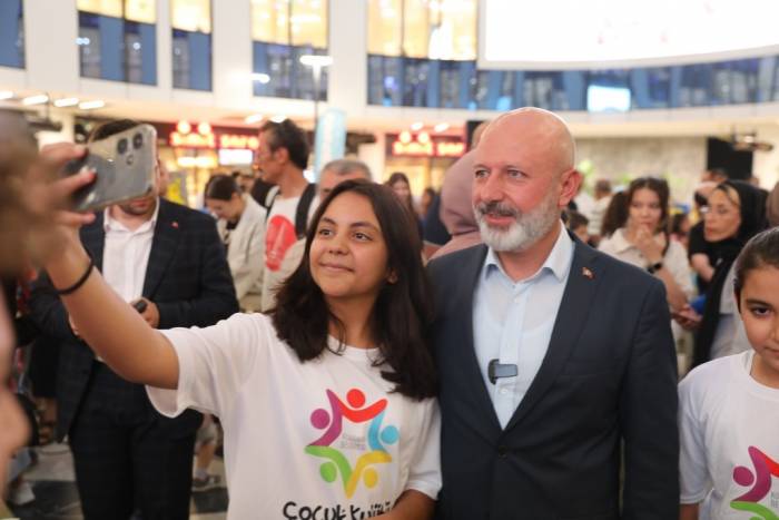 Başkan Çolakbayrakdar’dan Çocuklara Müjde