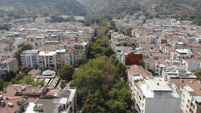 Yaklaşık 5 Asırdır Manisa’yı Su Baskınlarına Karşı Koruyor