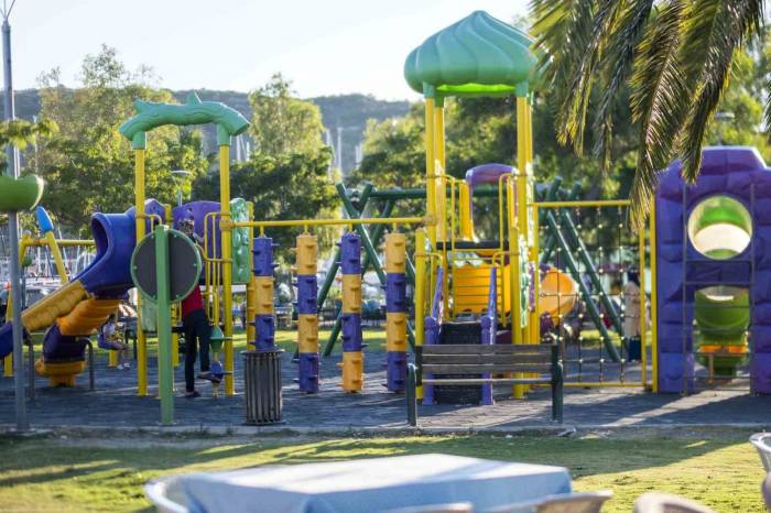 Seferihisar’da Yeşil Alan Ve Park Seferberliği