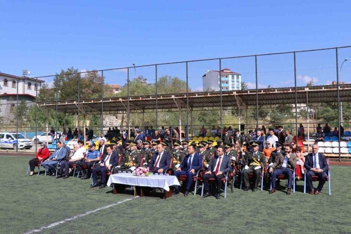 Oltu’da Zafer Bayramı Kutlandı