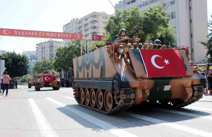 Adana’da 30 Ağustos Zafer Bayramı Kutlandı