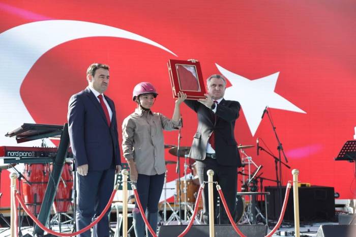 Bakan Osman Aşkın Bak: "Dik Duruşumuzdan Taviz Vermeden Kutlu Yürüyüşümüze Devam Edeceğiz"