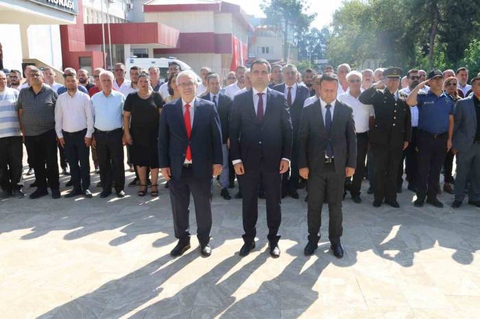 Kozan’da 30 Ağustos’un 101. Yılı Coşkuyla Kutlandı.