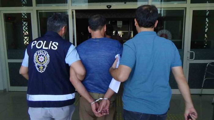 Kimliğini Çaldıkları Gurbetçinin Bankadaki Hesabını Sıfırlayan 2 Dolandırıcı Tutuklandı