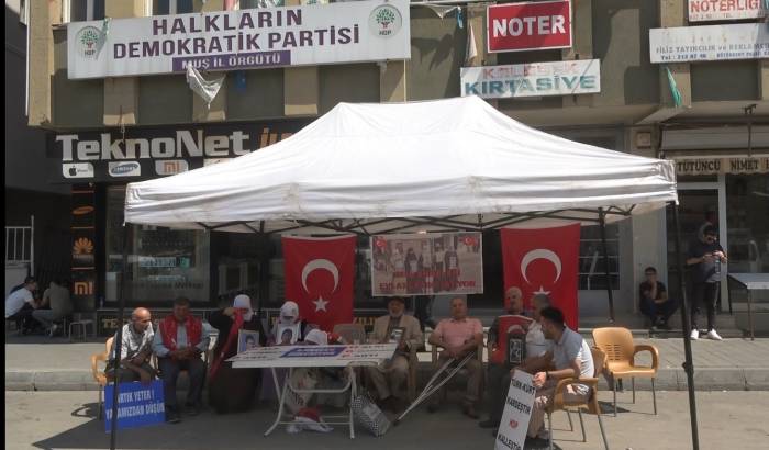 Muş’ta Annelerin Evlat Nöbeti Devam Ediyor