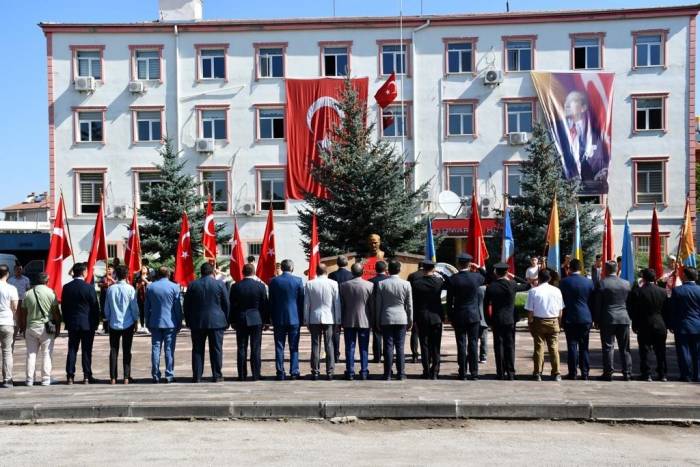 Tomarza’da 30 Ağustos Zafer Bayramı Kutlandı