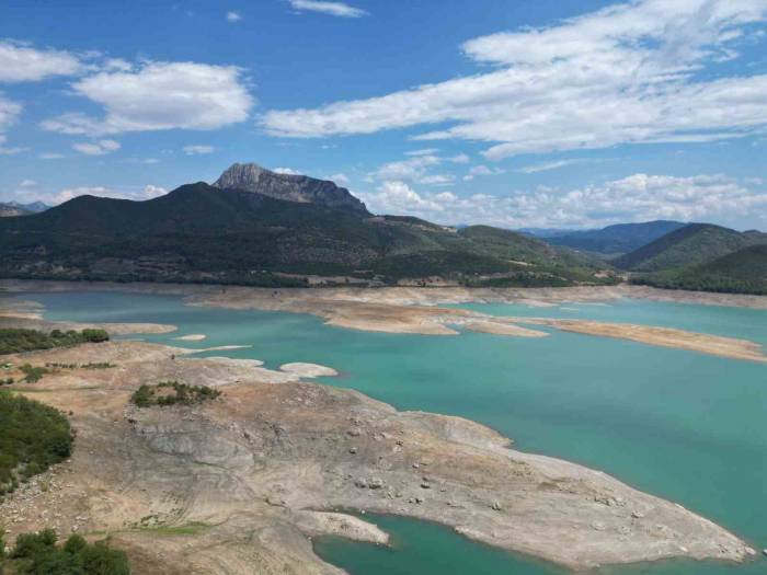 Kuraklığın Vurduğu Kozan Barajı Havadan Görüntülendi