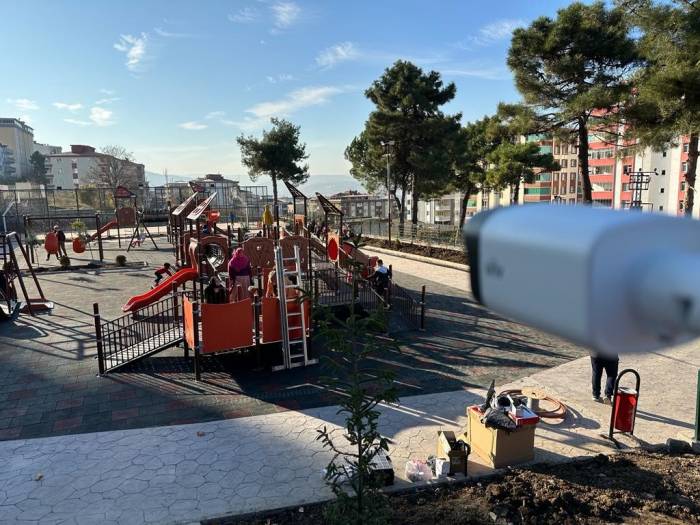 Canik’te Güvenli Parklar Hayat Buluyor